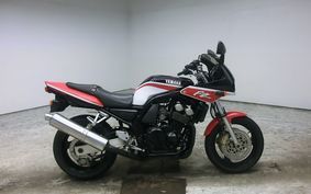 YAMAHA FZ400 1997 4YR