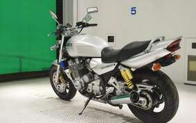 YAMAHA XJR1300 1998 RP01J