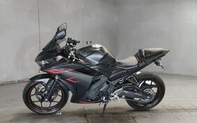 YAMAHA YZF-R25 RG10J