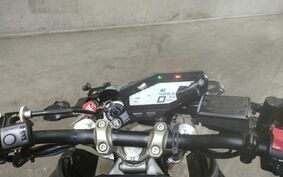 YAMAHA MT-09 2015 RN34J