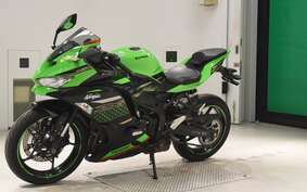 KAWASAKI ZX-25R ZX250E