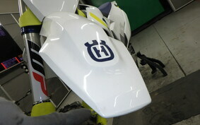 HUSQVARNA FC350