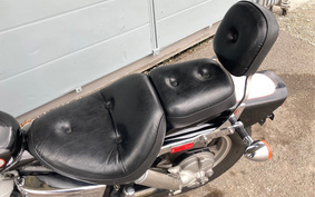 HONDA SHADOW 1100 1993 SC18