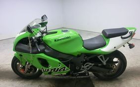 KAWASAKI NINJA ZX-7R 1999 ZX750P