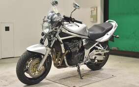 SUZUKI BANDIT 1200 2001 GV77A