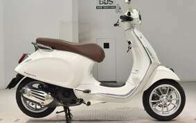 VESPA PRIMAVERA125