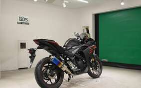 YAMAHA YZF-R25 A RG10J