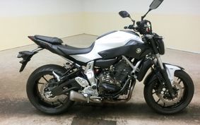 YAMAHA MT-07 2015 RM07J