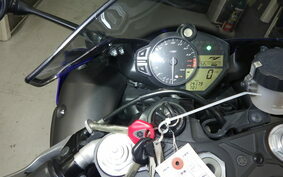 YAMAHA YZF-R1 2010 RN22