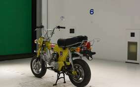 HONDA DAX 70 ST70