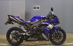 YAMAHA YZF-R1 2005 RN13