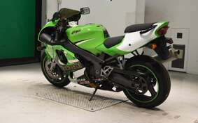 KAWASAKI NINJA ZX-7R 2001 ZX750P