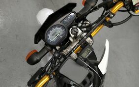 YAMAHA XTZ125E 不明