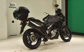 SUZUKI DL650 ( V-Strom 650 ) A 2013 VP56A