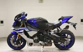 YAMAHA YZF-R1 2018 RN39