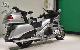 HONDA GL 1800 GOLD WING 2013 SC68