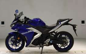 YAMAHA YZF-R25 A RG10J