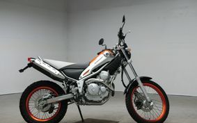 YAMAHA TRICKER DG16J