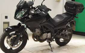 SUZUKI DL650 ( V-Strom 650 ) A 2010 B1112