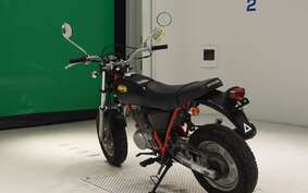 HONDA APE 100 HC07