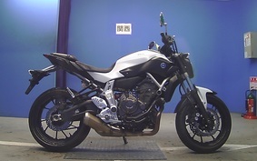 YAMAHA MT-07 2014 RM07J