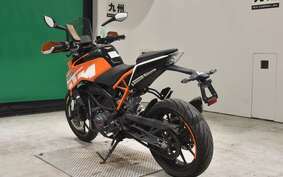 KTM 125 DUKE JPA40