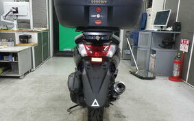 YAMAHA N-MAX SE86J