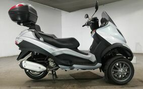 PIAGGIO MP3 250 RL M472