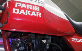 HONDA XL250R PARIS-DAKAR  MD03