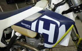 HUSQVARNA FE250