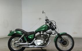 YAMAHA VIRAGO 250 3DM