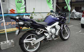 YAMAHA FAZER FZ6 S 2005 RJ07