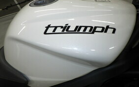 TRIUMPH STREET TRIPLE R 2011 MD4166