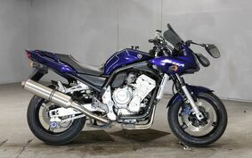 YAMAHA FZ FAZER FEATHER 2003 RN06