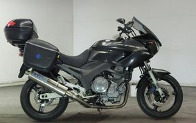 YAMAHA TDM900 2004 RN11