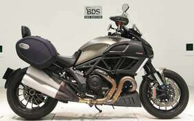 DUCATI DIAVEL STRADA 2014