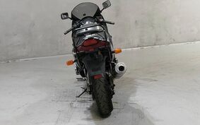 SUZUKI RF900R 2001 GT73A