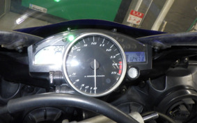 YAMAHA YZF-R1 2004