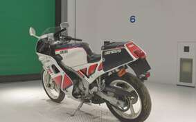 YAMAHA FZR250 2KR