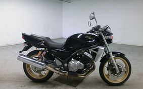 KAWASAKI BALIUS 250 Gen.2 2002 ZR250B