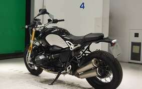 BMW R NINE T 2021