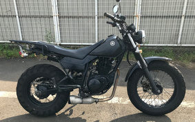 YAMAHA TW225 DG09J