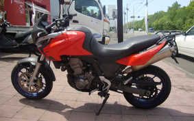 APRILIA PEGASO STRADA 650 2006 VD00