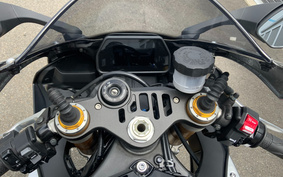 YAMAHA YZF-R1 M 2021 RN49