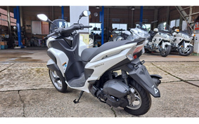 YAMAHA TRICITY 125 SE82J