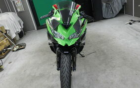 KAWASAKI ZX-25R ZX250E