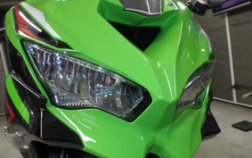 KAWASAKI ZX-25R ZX250E