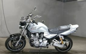 YAMAHA XJR1300 2000 RP03J