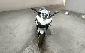 YAMAHA YZF-R3 2018 RH13J