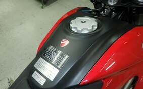 DUCATI HYPERSTRADA 821 2013 B201J